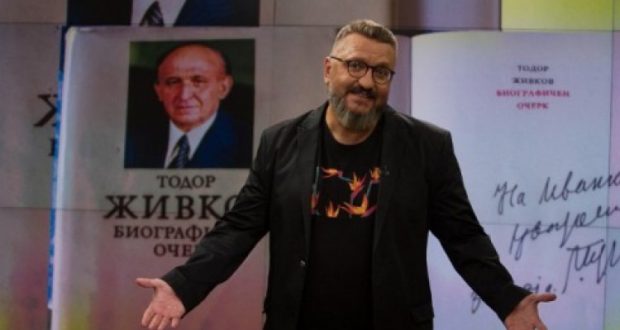 Мартин Карбовски: Само студентски протести могат да свалят Борисов, Живков направи от България космическа сила!