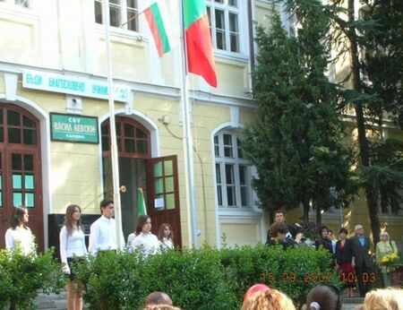 Да почива в мир! След 33-годишния учител, почина още една педагожка, поразена от КОВИД