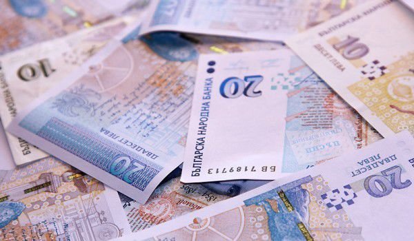 Кой и как има право да се възползва от мярката Запази ме и изплащането на 24 лева на ден в продължителност на 60 дни!