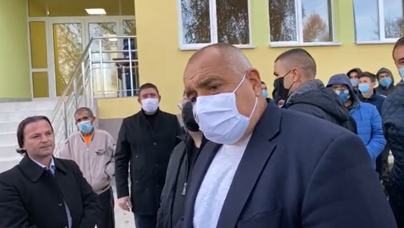 Бойко в Родопите: Корнелия и Радев викат, че хвърлям пари от джипката, а то-ето го пътя, ето го училището!