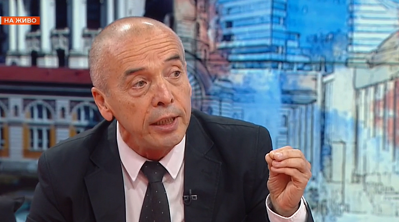 Скандал! Мангъров: От къде знае Костадин Ангелов, че утре ще има бум? Защото гласят болните осъзнайте го