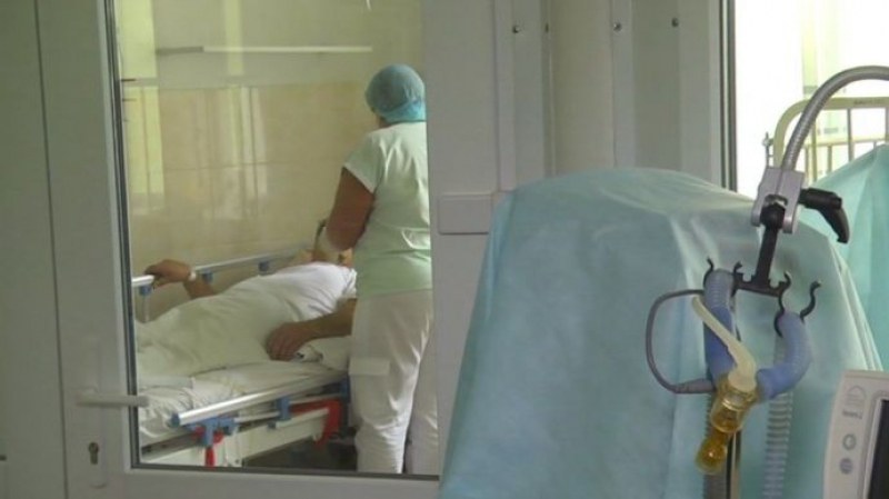 Доктор от Париж ни посече: Замълчете с глупостите за вируса, в България още нищо не сте видели