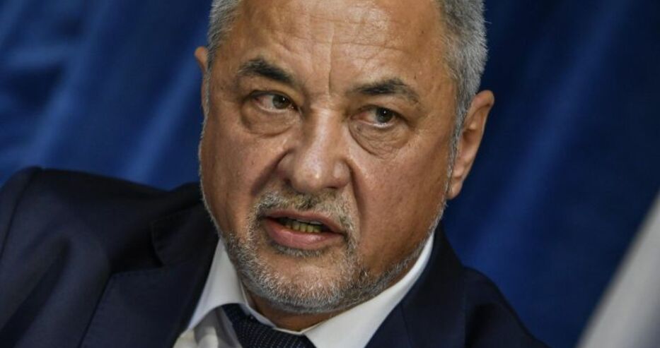 Симеонов: Да не си замине и нацията покрай мерака на Радев да си иде правителството