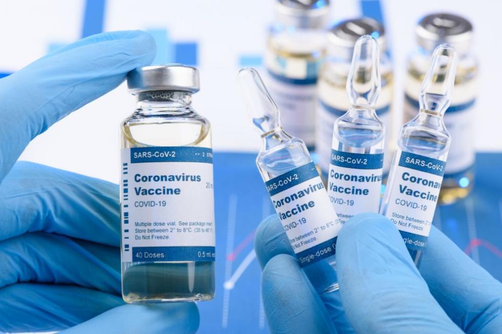 Шестима са починали при тестването на ваксината на Pfizer