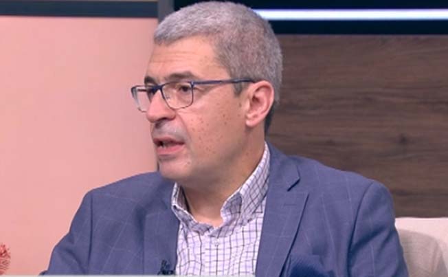 Проф. Илко Гетов: Мерките трябва да останат до масовото ваксиниране