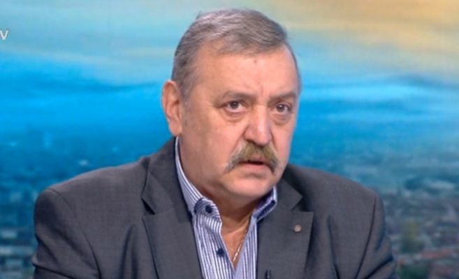 Проф. Кантарджиев: Очакваме увеличение на заразените! Може да се затваряме по домовете!