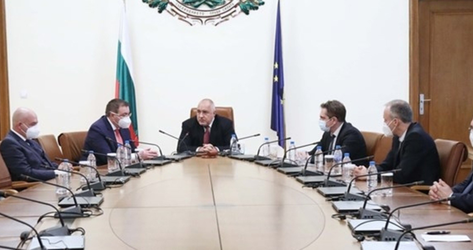 Борисов и НОЩ решиха: Отваряме моловете от началото на февруари