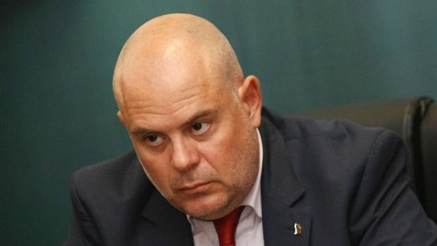 Иван Гешев е подсъдим по две дела
