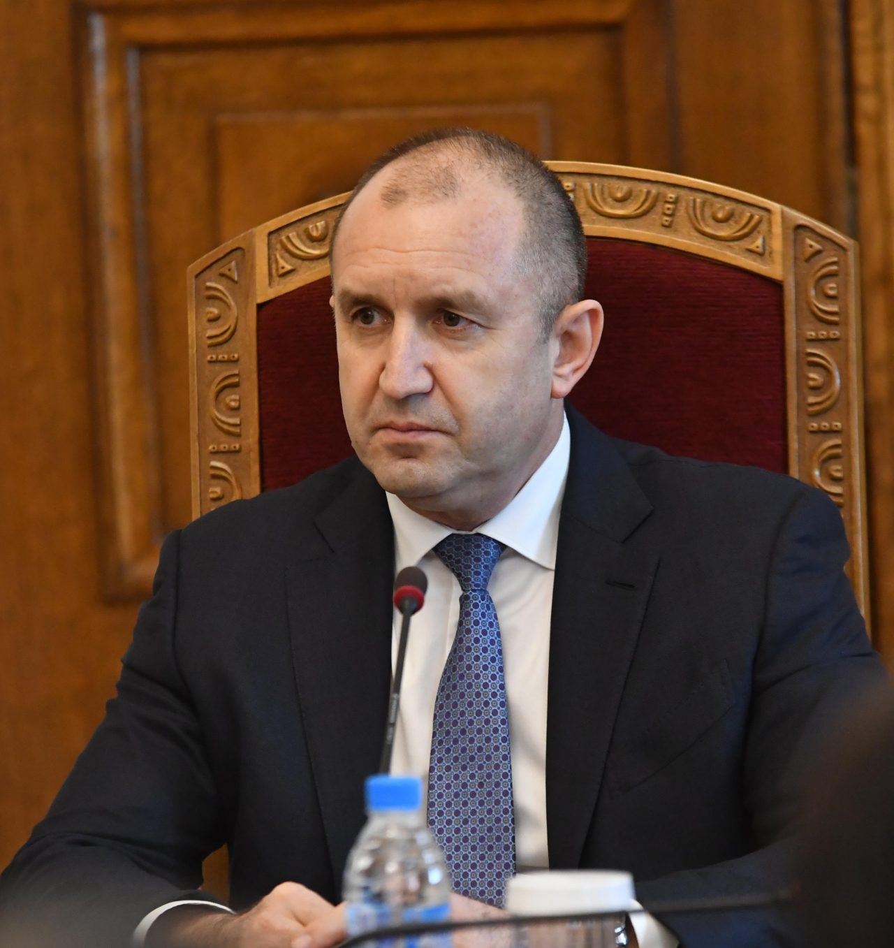 Румен Радев нанесе жесток удар на Борисов и правителството за новата година