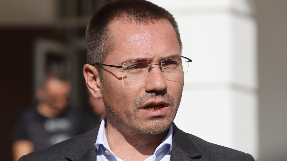 Джамбазки скочи на Слави Трифонов: Познавам го добре, изглежда оправдава употребата на наркотици