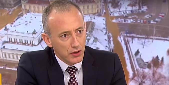 Красимир Вълчев: Учебната година няма да се удължава. Ще бъде до края на юни