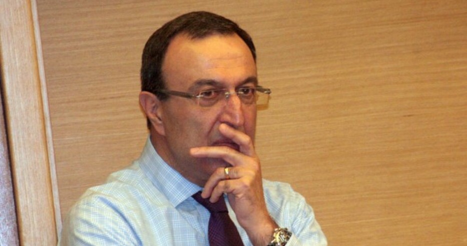 19мин.бг: ГЕРБ вдигат Петър Стоянов за президент?