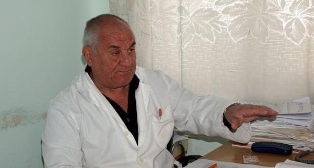 Проф. Козовски: 3-та вълна на Соvid-19 няма и няма да има! А политиците да се ваксинират публично, че побъркаха народа!