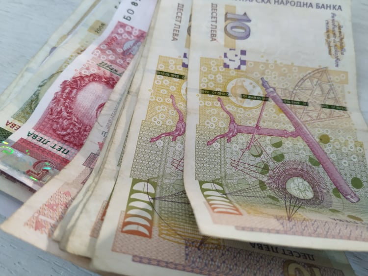 МТСП: Изплащането на месечните помощи започва във вторник