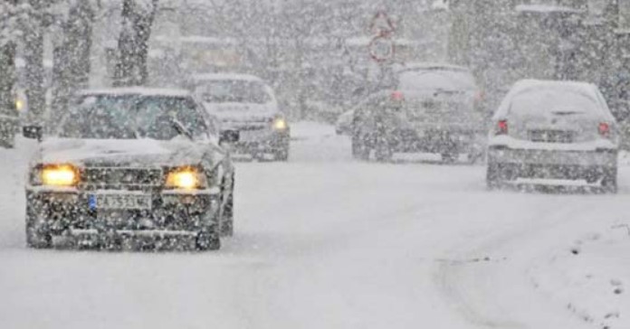МРАЗОВИТА ПРОГНОЗА! Идват сняг и урагани в България, живакът пада до –15°!