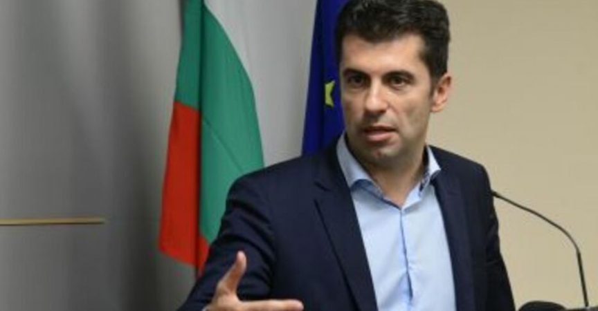 Премиерът: Всеки ден с Асен се събуждаме, залети с най-различни идиотии