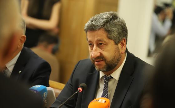 ДБ се зарече да не допусне човек на ДС да оглави КПКОНПИ