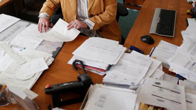 Държавата платила 1,26 млрд. лв. за осигуровки на чиновници и полицаи