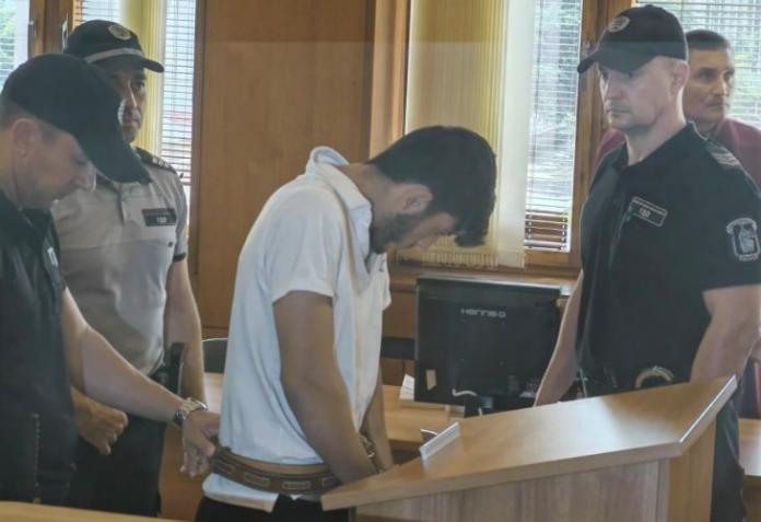 Първи думи на Омар, шофирал автобуса-убиец в Бургас, извади неочаквана версия