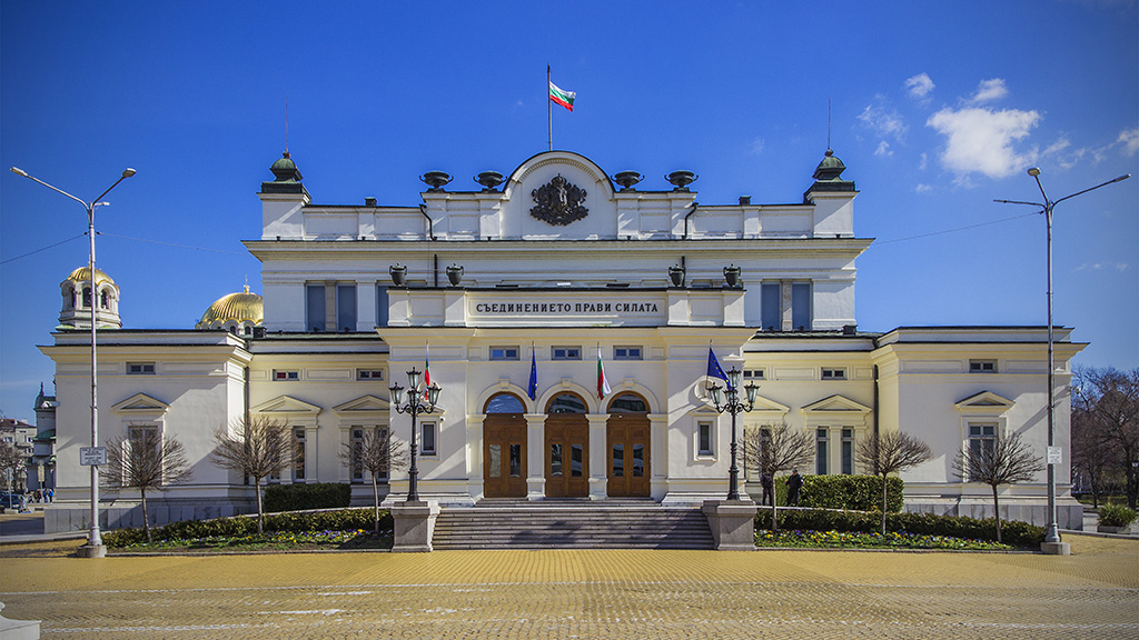 "Медиана": Ще има пъстър парламент и ниска избирателна активност