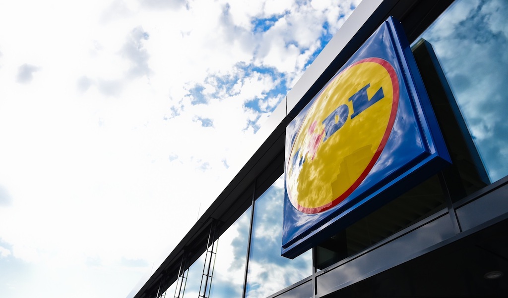 skafeto.com Lidl оказва помощ на пострадалите от наводнението в Карловско