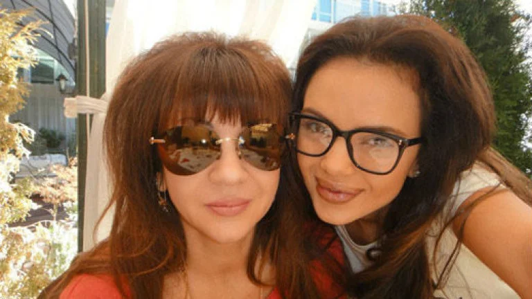 Майката на Мария награби зетя и…