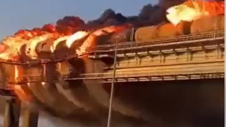 Как ще се отрази на руската армия повредата на Кримския мост
