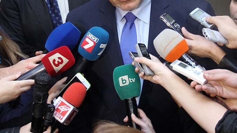 Проф. Нели Огнянова: Политиците ни нямат култура на общуване с медиите