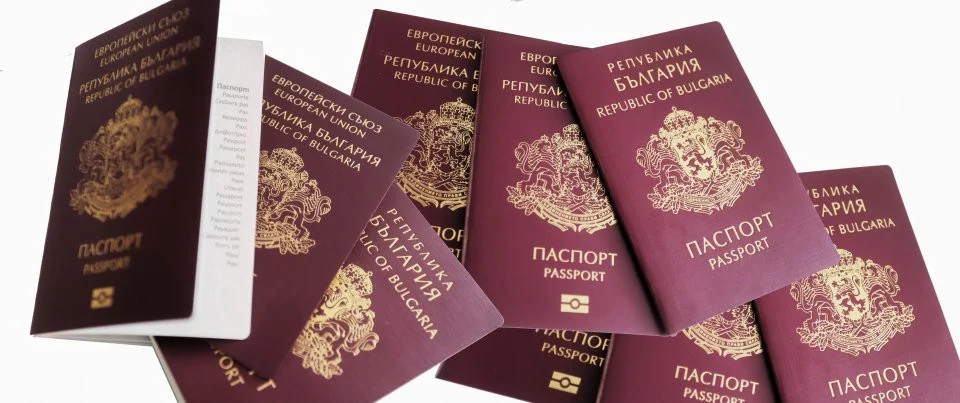 БГ паспортите скочиха до цена от 10 хиляди
