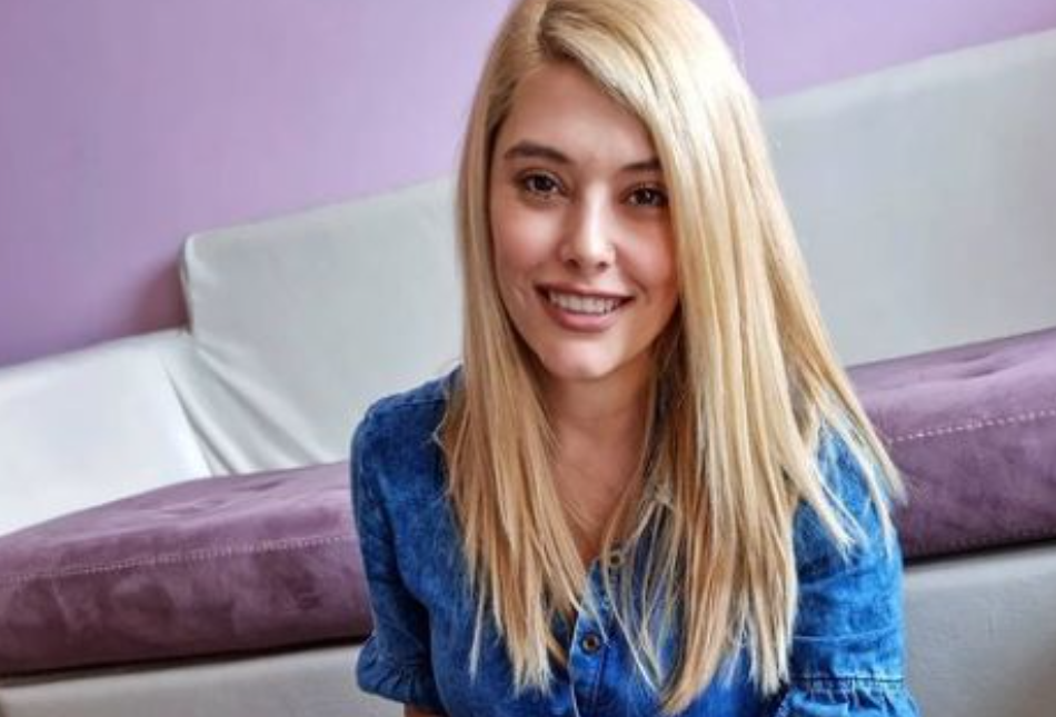 Ева Веселинова се уреди и без Гала