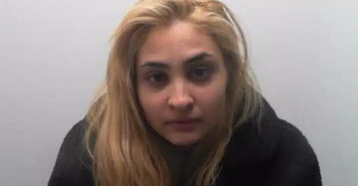 19-годишна българка нападна жена в Англия и я ограби на улицата