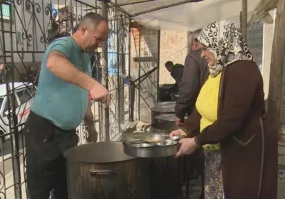 Всеки петък различно семейство от Рибново приготвя храна за цялото село