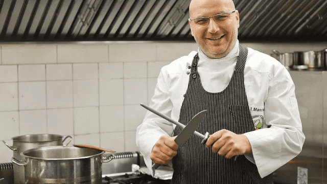 Шеф Манчев призна за пороците си