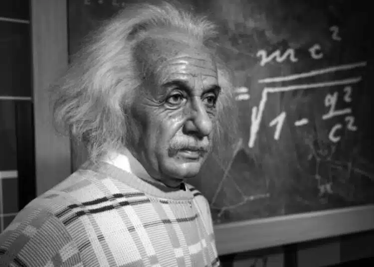11-годишнo момиче изпревари по IQ Айнщайн и Хокинг