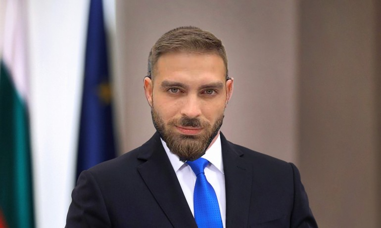 Тото се изгаври с Любо Нейков