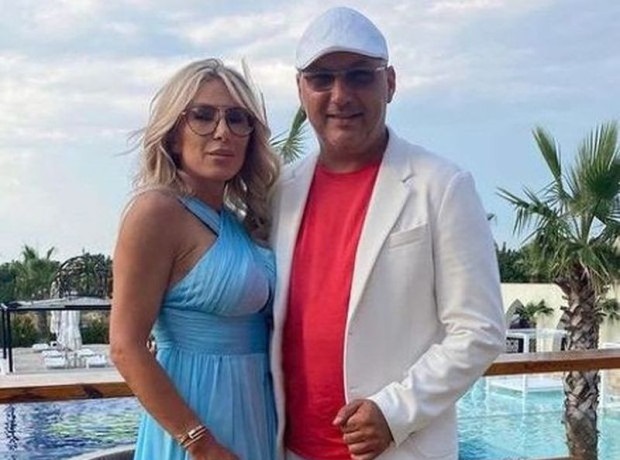 Шеф Манчев вдига сватба?
