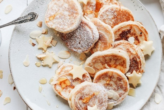 Уникално вкусни минипалачинки с бял шоколад