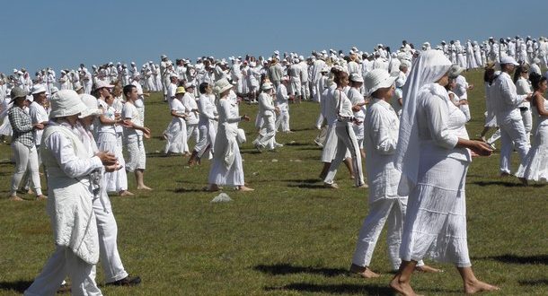 Галина Герасимова от лагера на Бялото братство в Рила: Стотици чужденци се молят за мир на български език