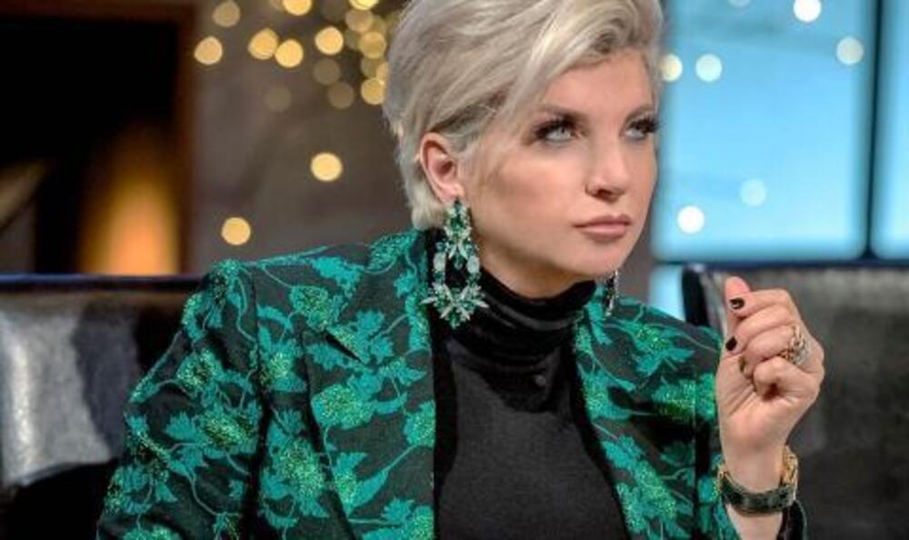 Шеф Силвена Роу: Мъжете още ме харесват, гледат ме, закачат ме и дори флиртуват