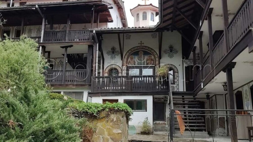 Богоугодно дело! Дарителска кампания помага на Чекотинския манастир "Св. Архангел Михаил" да изгради подход за инвалиди