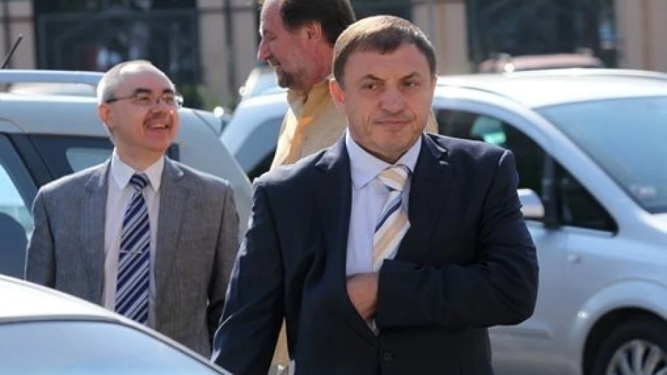 Трактора направил официално завещание