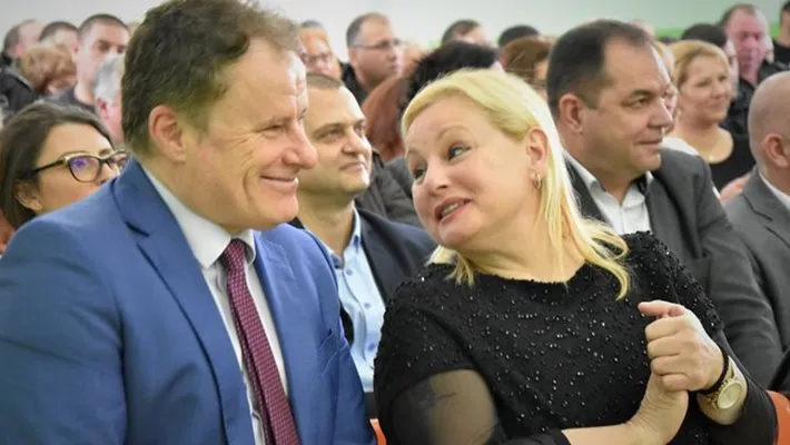 Певицата Тони Димитрова – кръстница на 42 затворници