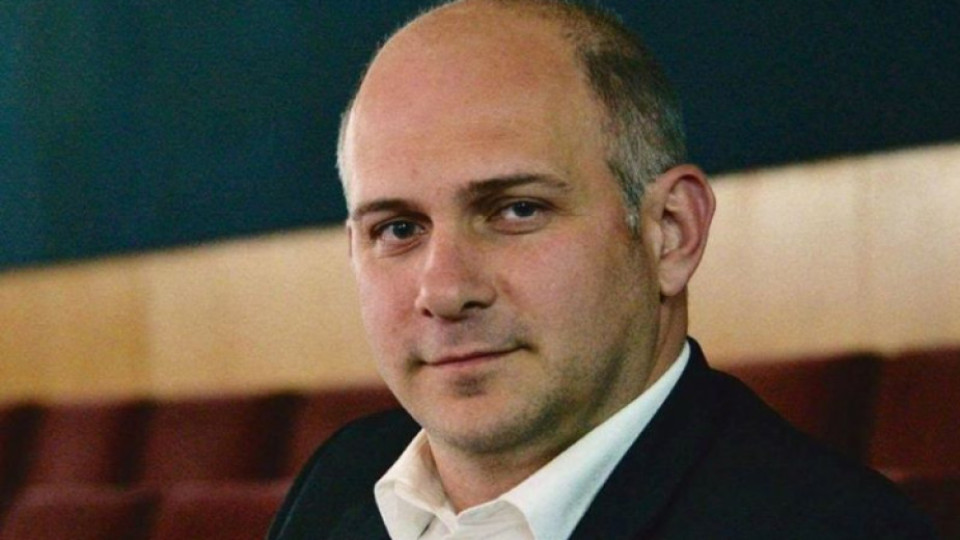 Бетонираха Васил Василев като директор