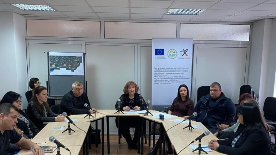 Чиновници мърлячи изядоха и изпиха 5 млн. лв. от провален европроект