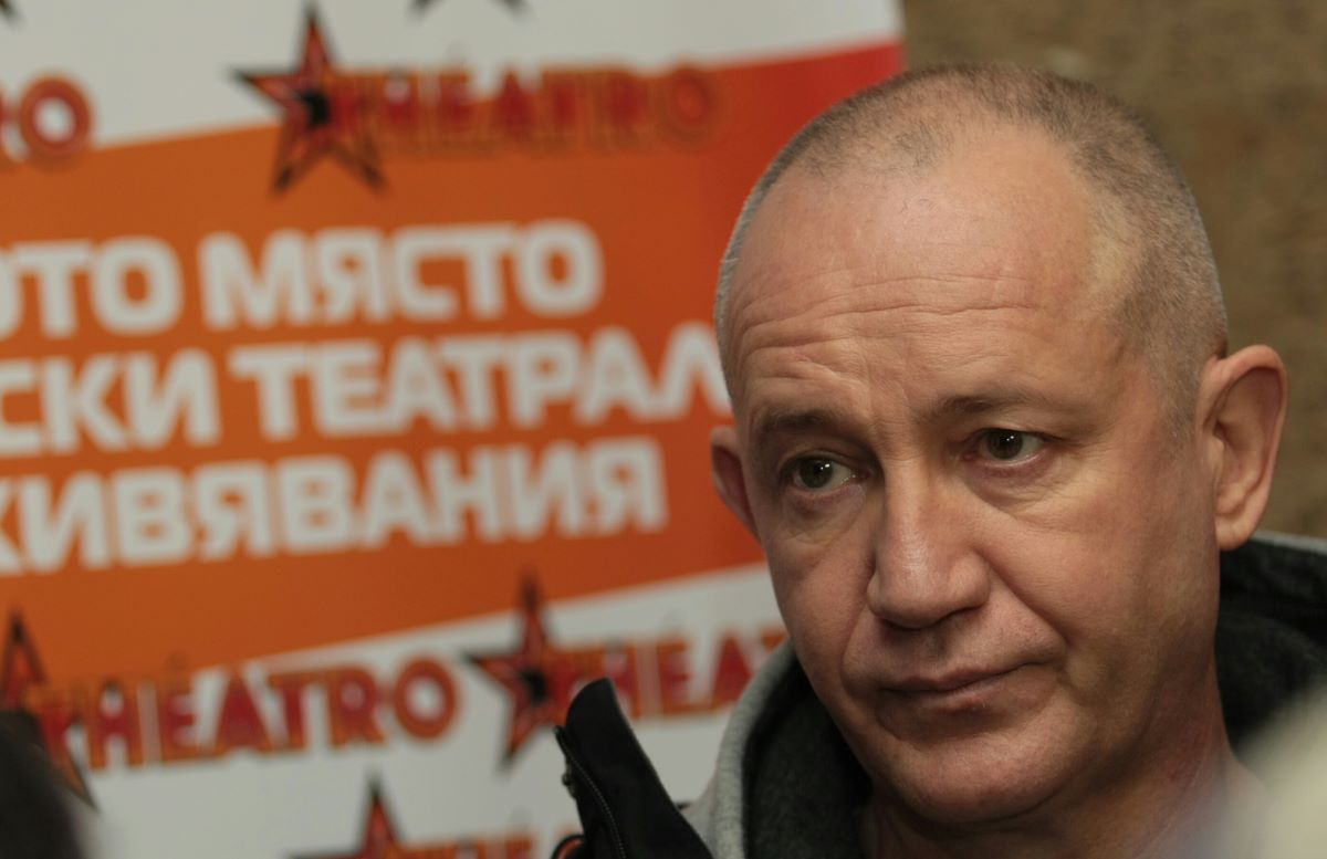 Арестуваха актьора Христо Шопов, извадил оръжие на жена