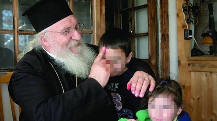 Много тъжно! Приютите на отец Иван останаха без храна, не могат да си плащат и сметките