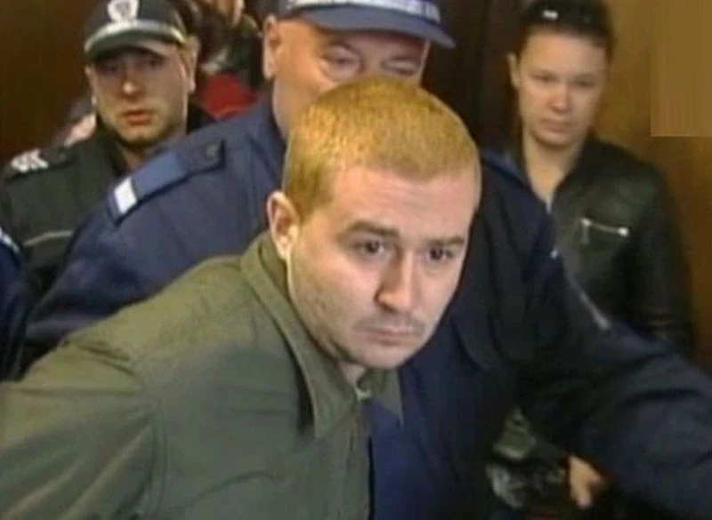 Първи кадри от екстрадицията на убиеца от дискотека "Соло" (ВИДЕО)