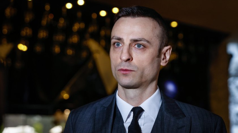 Пълен измекяр! Милионерът Бербатов не си плаща кафето и се пазари за 20 лв. по-малко да кара джет