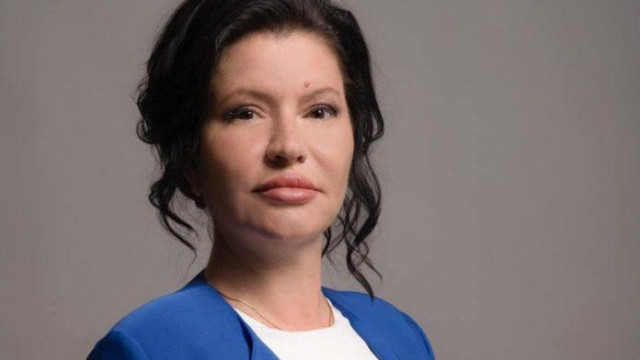 50 бона държавни пари за пластични операции, козметика, бельо и бижута пръсна кметицата на Козлодуй - Под прицел