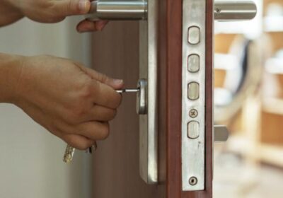 Тя държа сина си заключен цели 28 години. Едва днес полицията я арестува -